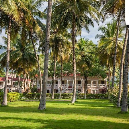 Avana Resort Mettuppālaiyam Buitenkant foto