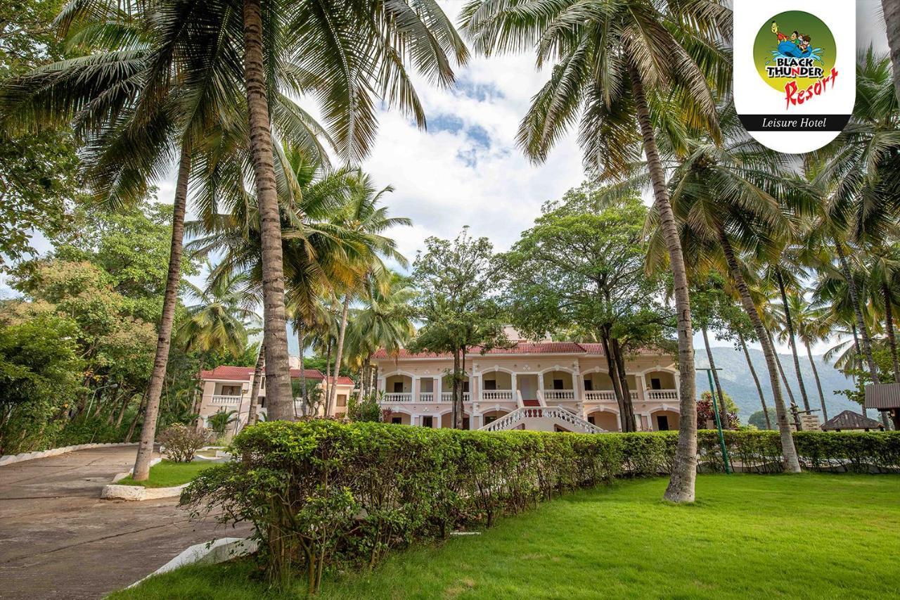 Avana Resort Mettuppālaiyam Buitenkant foto